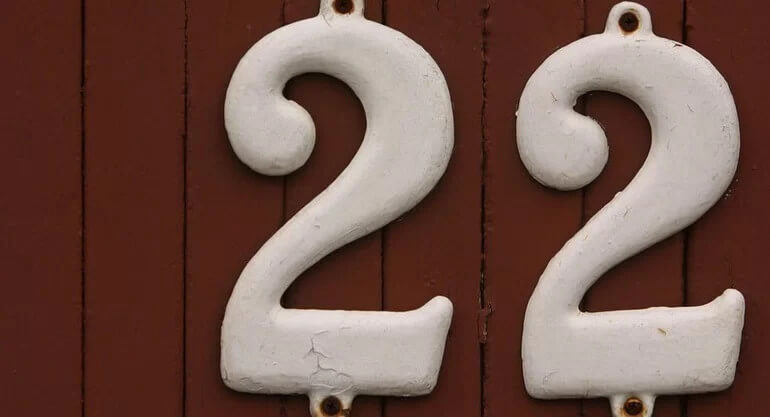 Ý nghĩa số 22 là gì? Sim có số đuôi 22 có mang lại may mắn không?